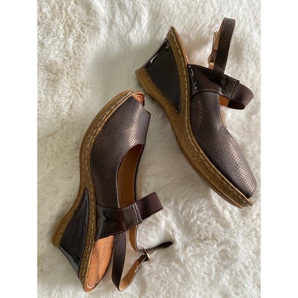 Patrizia by Spring Step Montal Snake Print Slingback Peep Toe Wedge Sz US 8 EU39 - Picture 5 of 9